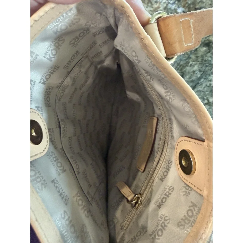 MICHAEL KORS JET SET SIGNATURE FLAT CROSSBODY 7X8.75 Cocoa LEATHER BAG
